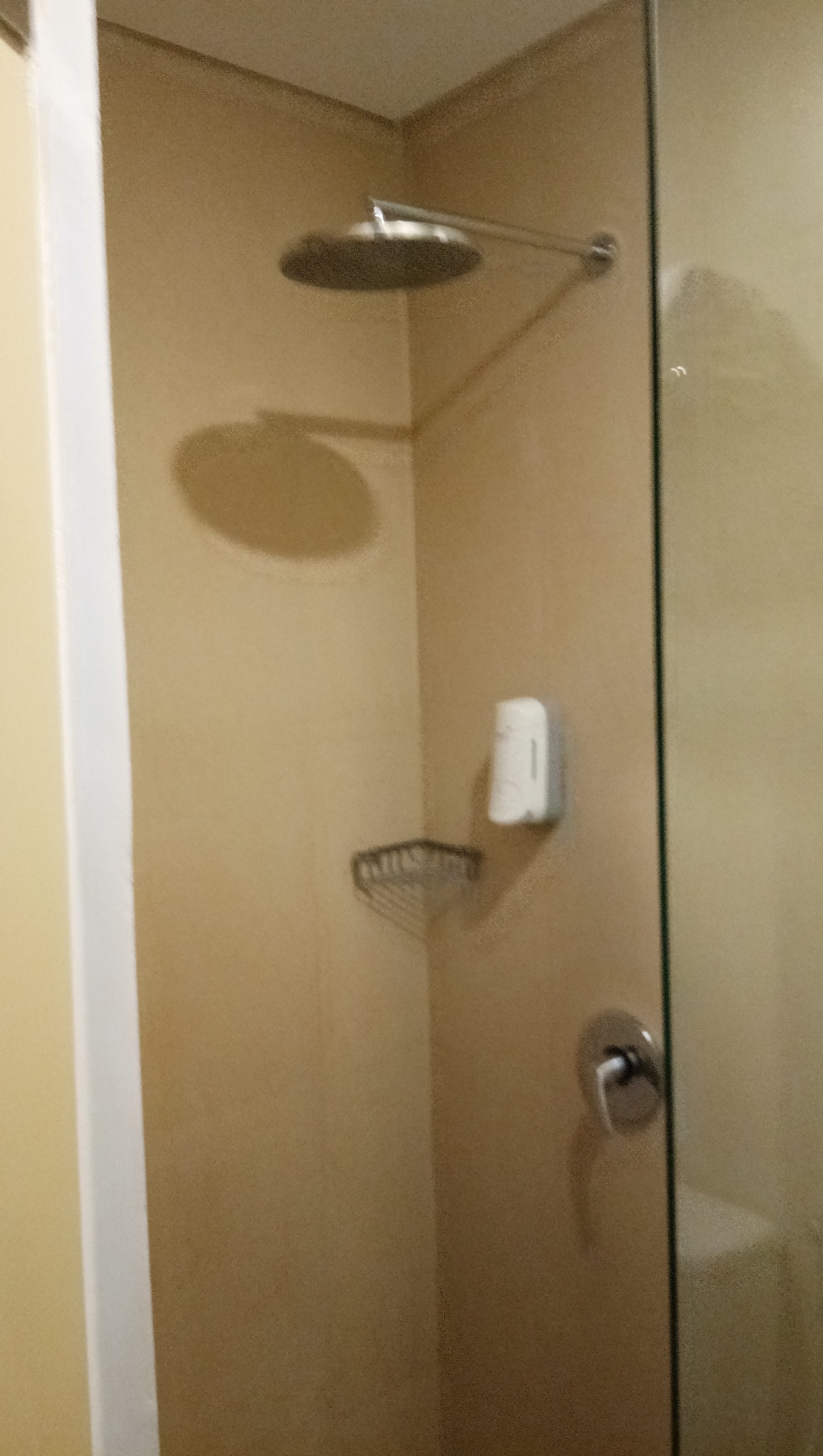 Whiz Prime Hotel Basuki Rahmat Malang-浴室