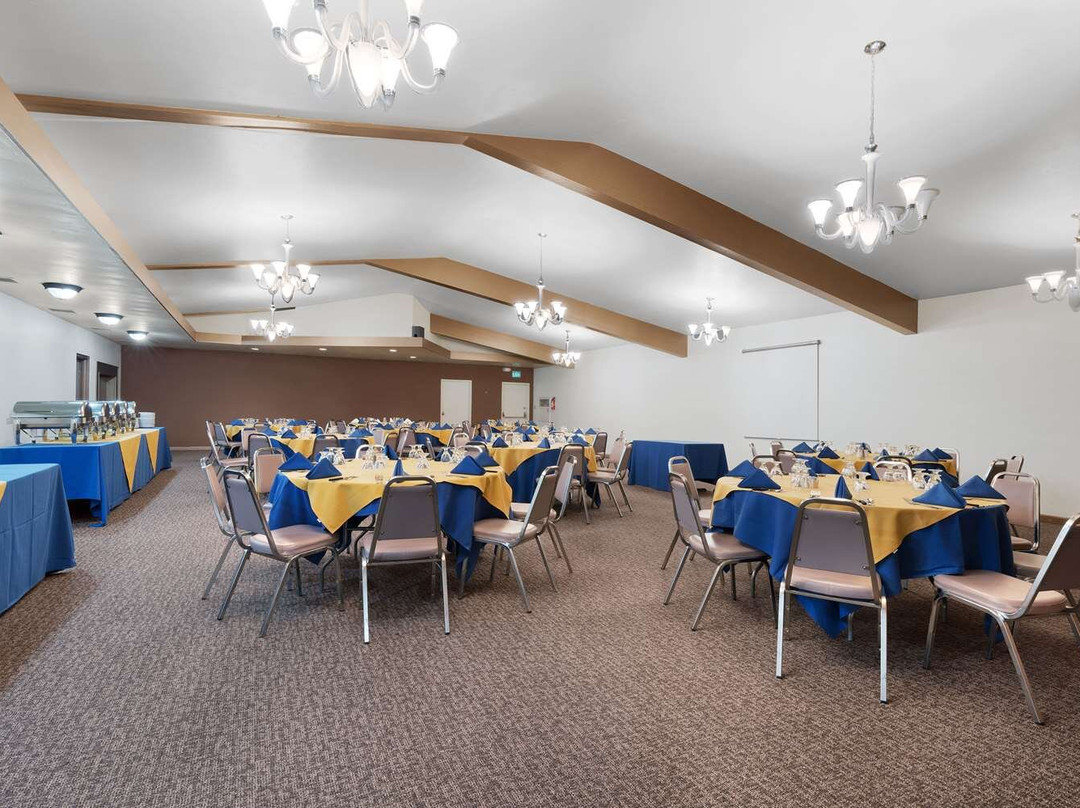 Ramada by Wyndham Holtville Golf Resort/El Centro主图