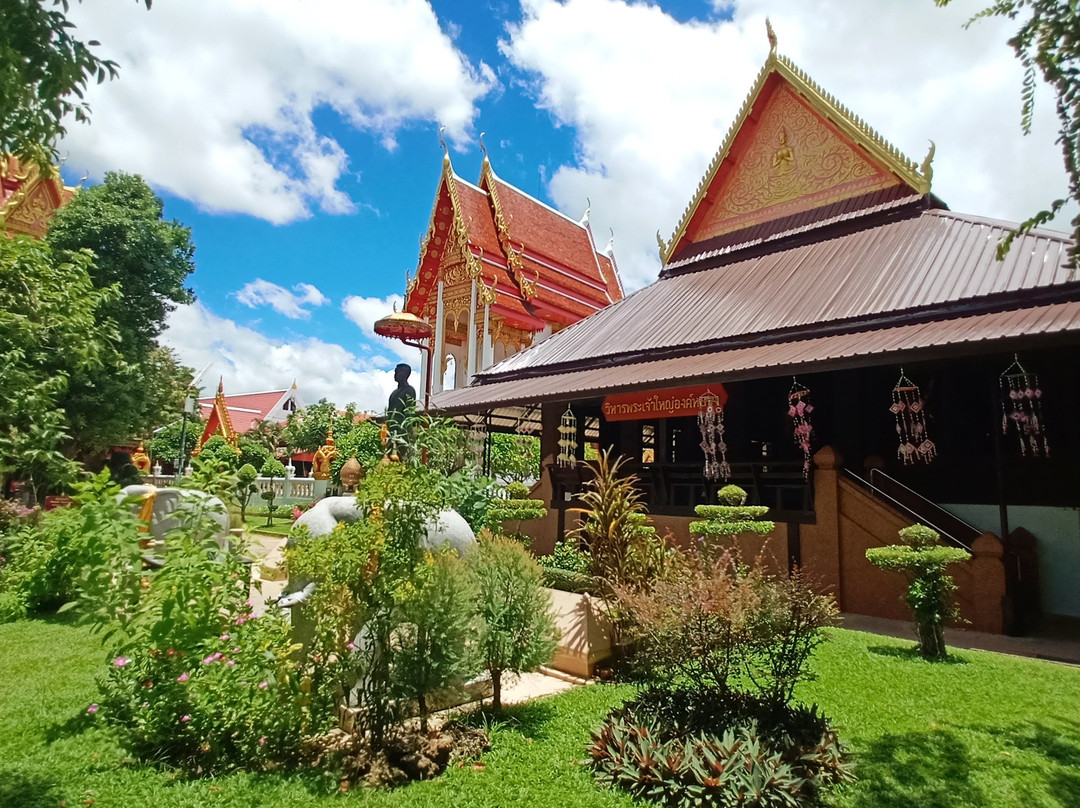 Wat Loung景点图片
