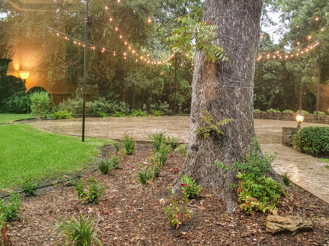 Hodge Podge Lodge主图