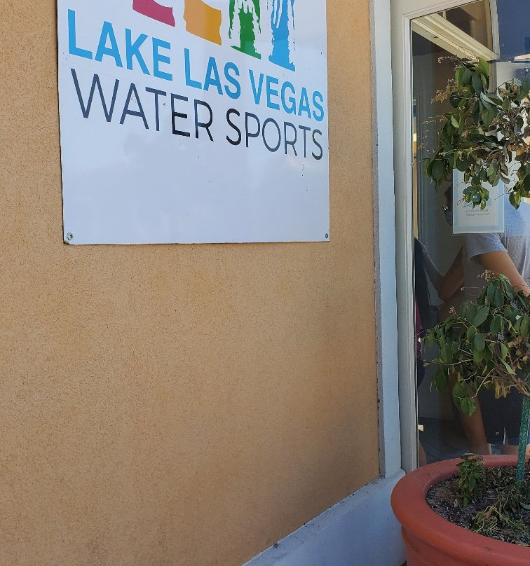 Lake Las Vegas Water Sports景点图片