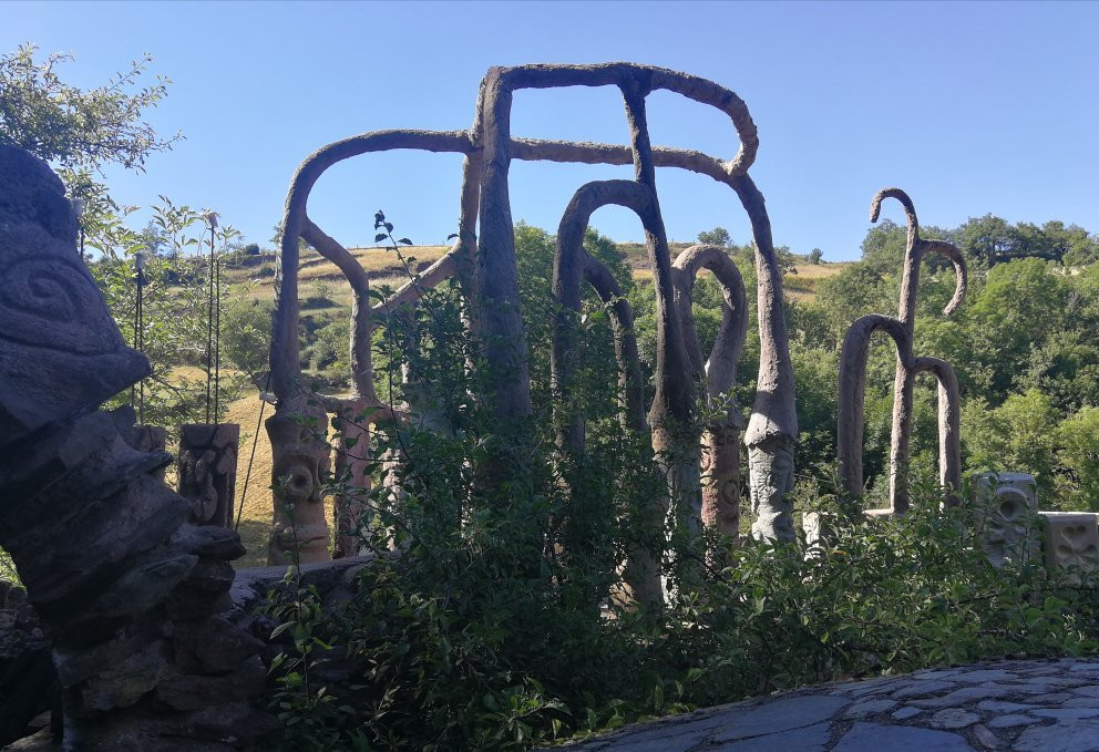 Arts Buissonniers Outsider Art museum-Saint-Sever-du-Moustier必去景点