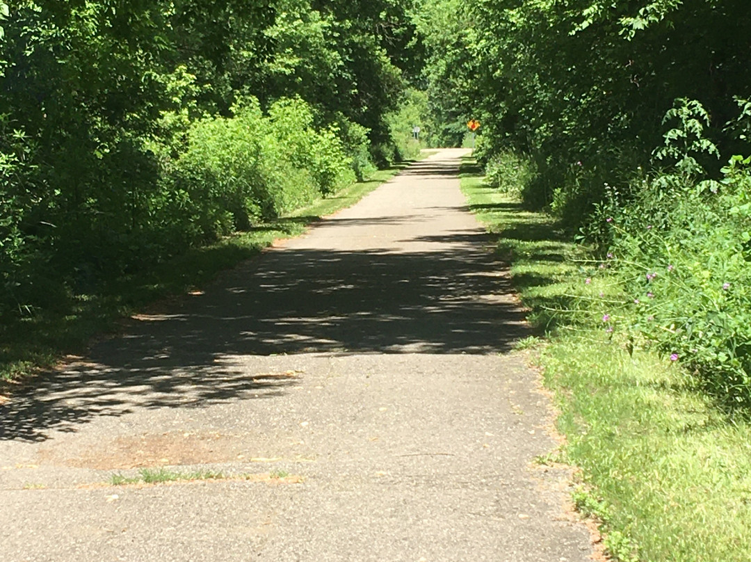 Huron Valley Rail Trail-South Lyon必去景点