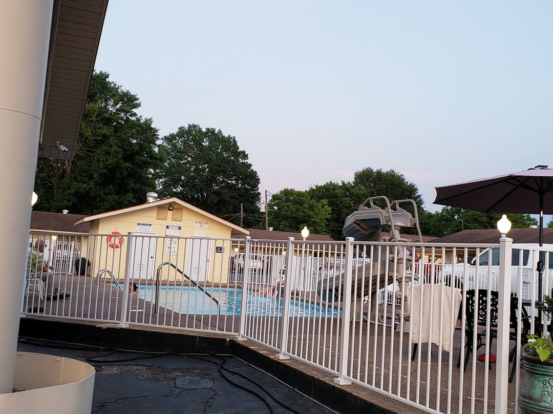 Yellow Diamond Inn主图