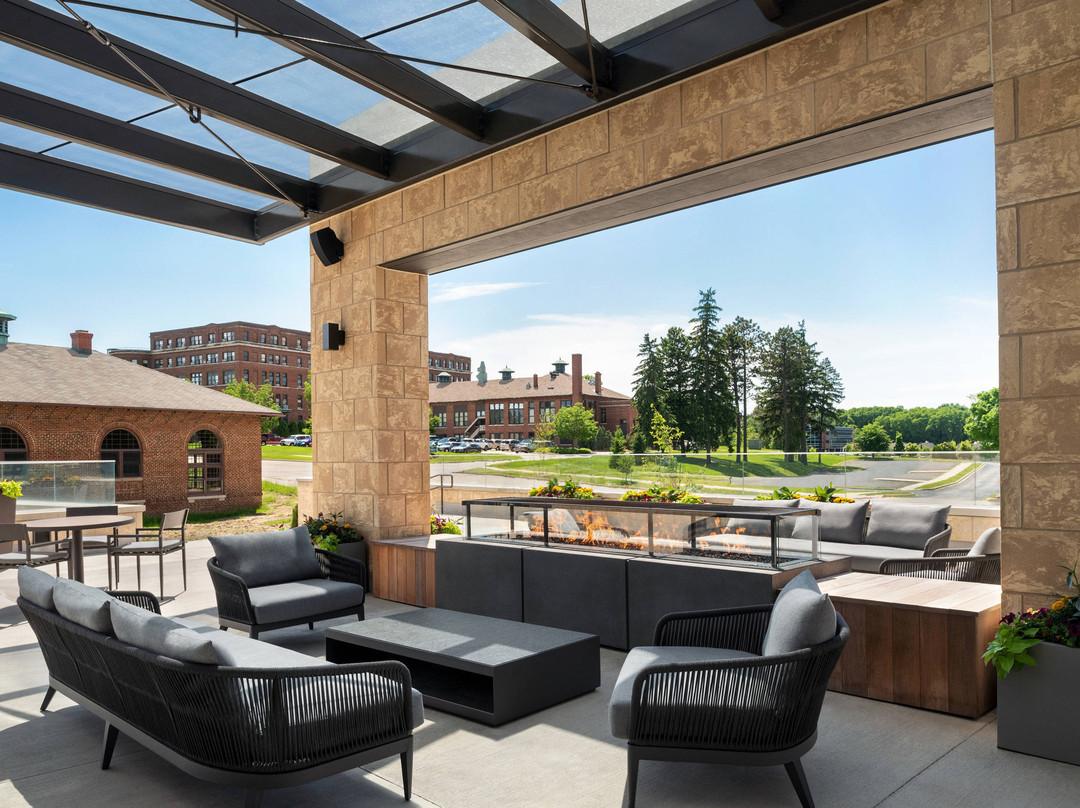 Springhill Suites Milwaukee West/Wauwatosa主图