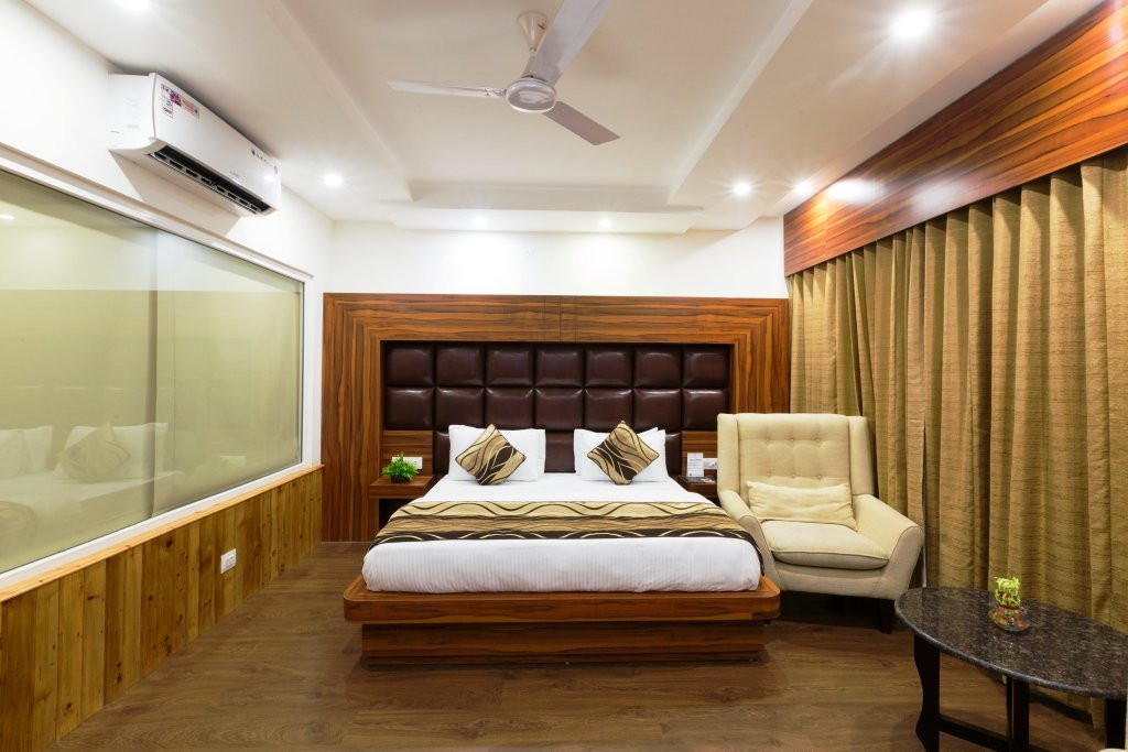 Hotel Trinity Heights主图