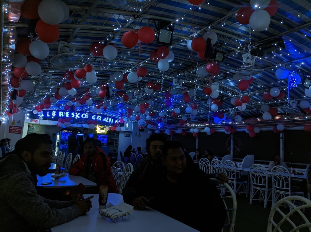 Alfresco Grand景点图片