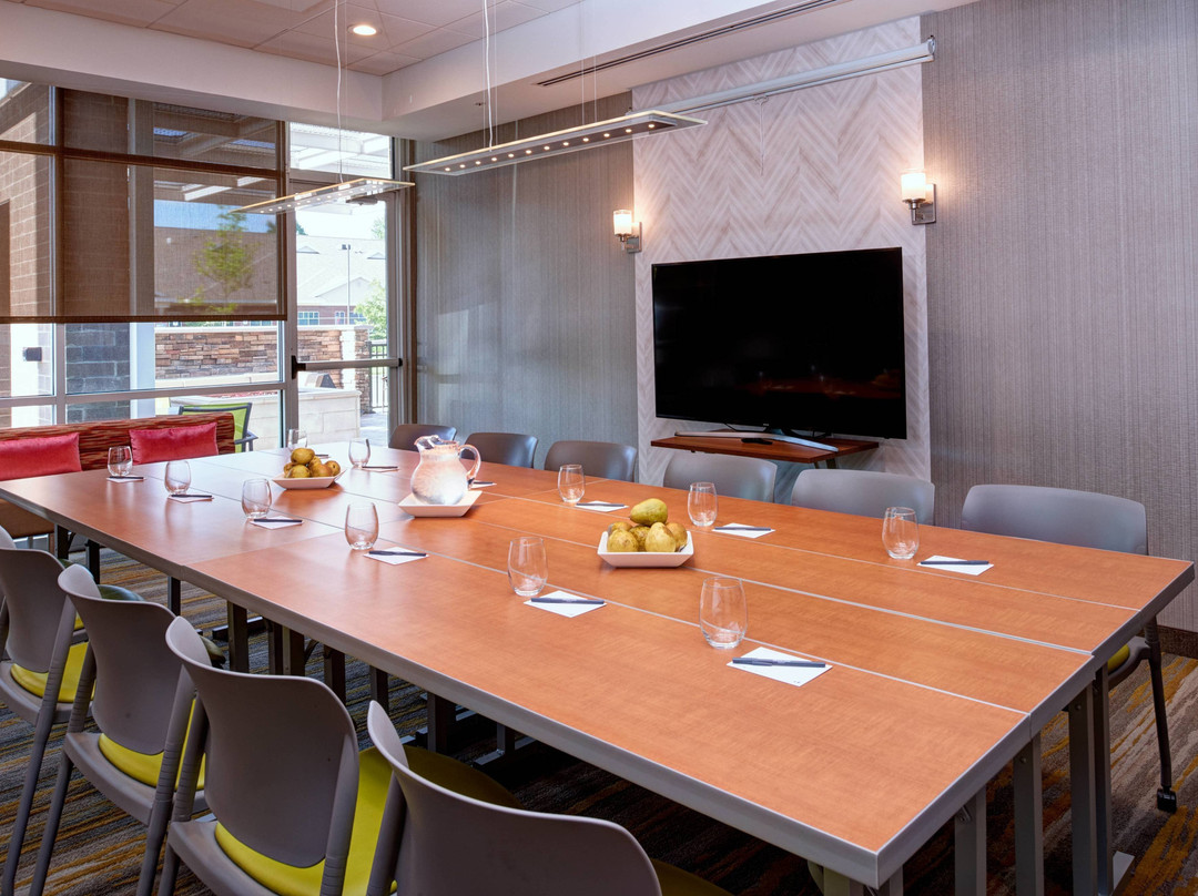 Springhill Stes West Marriott主图