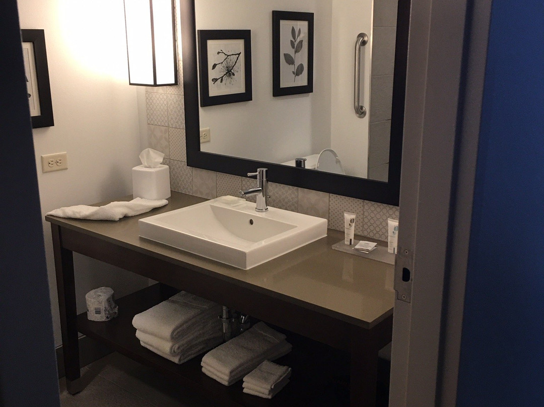 Country Inn & Suites by Radisson, Ft. Atkinson, WI主图