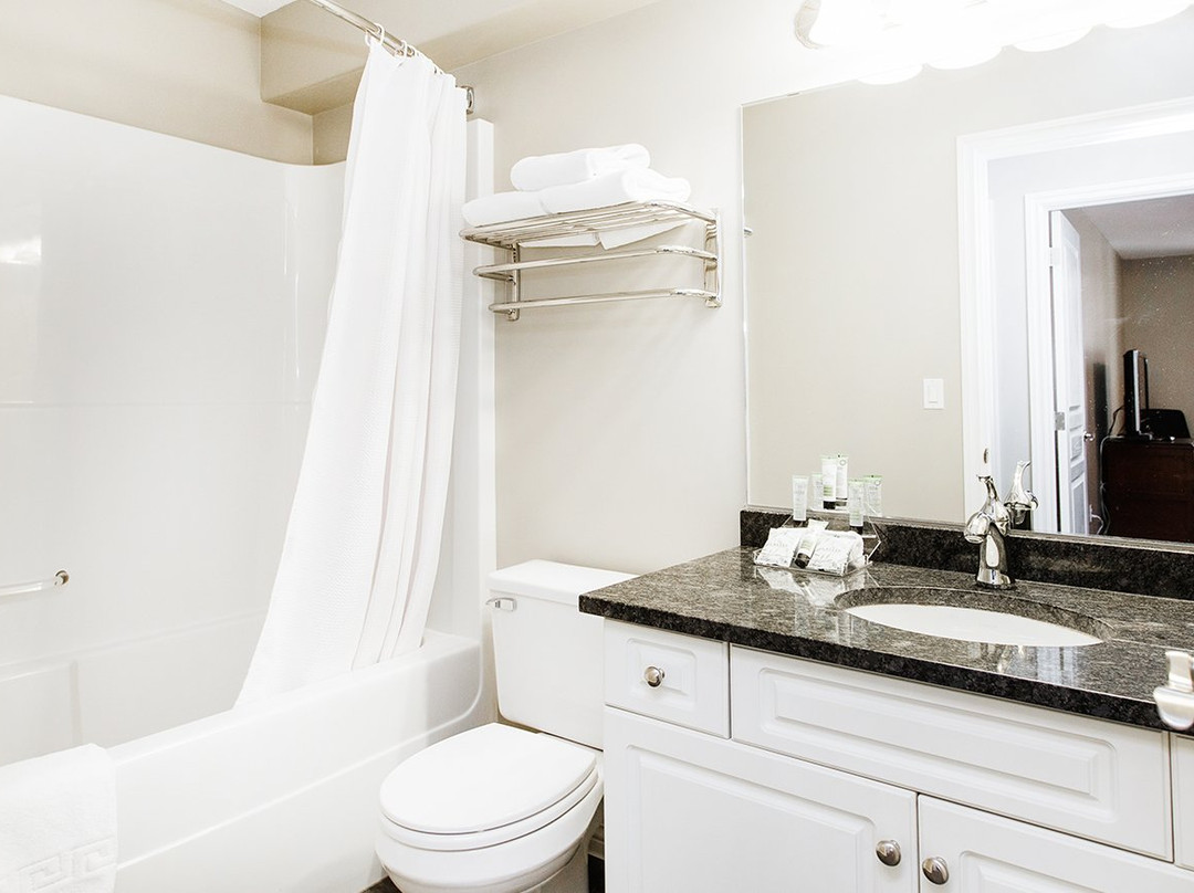 Canterra Suites Hotel主图