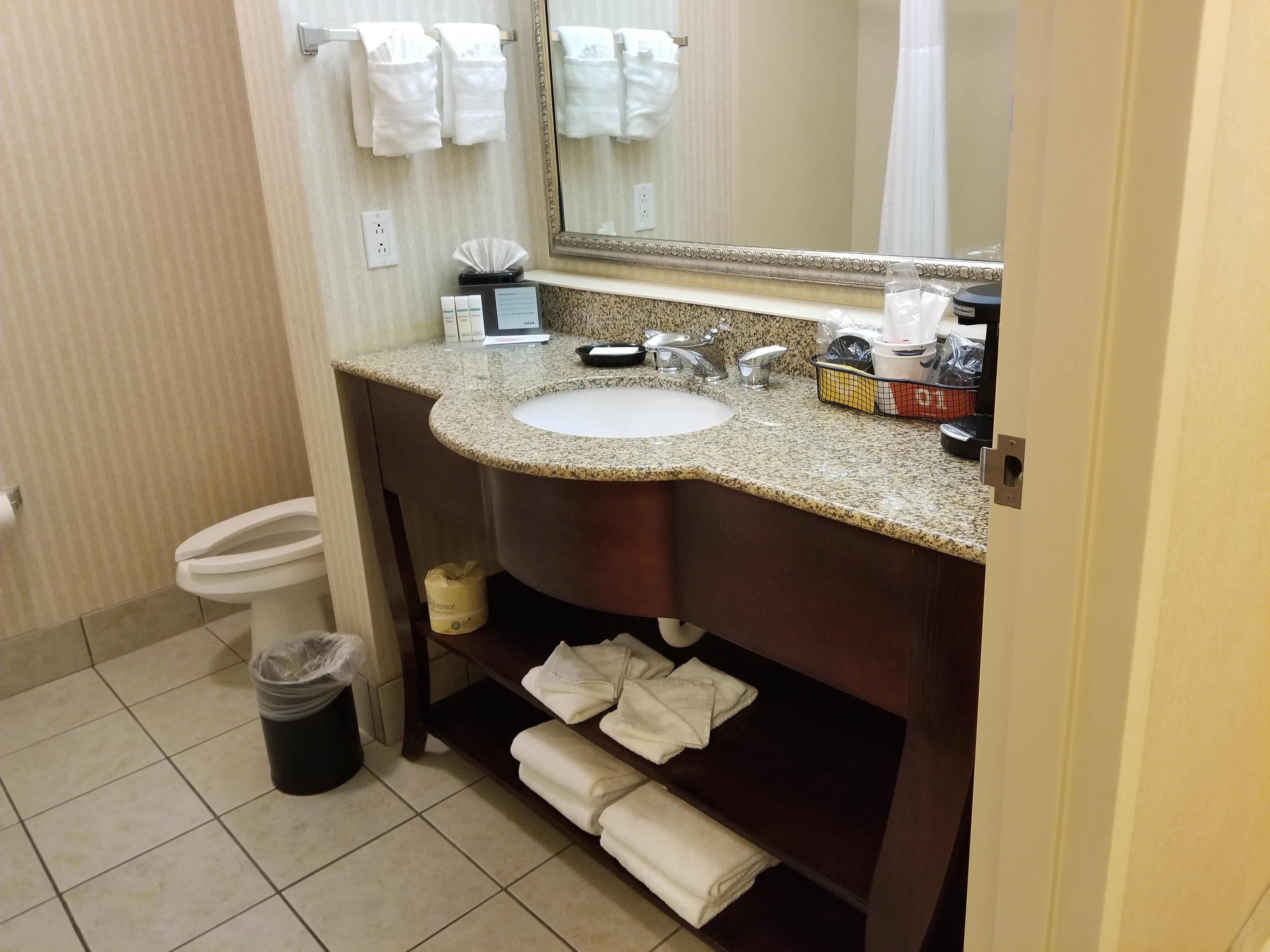 Hampton Inn & Suites Gallup-浴室