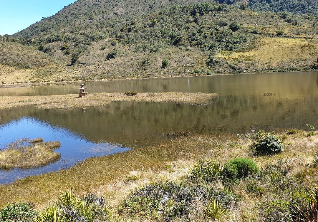 Laguna El Cacique景点图片