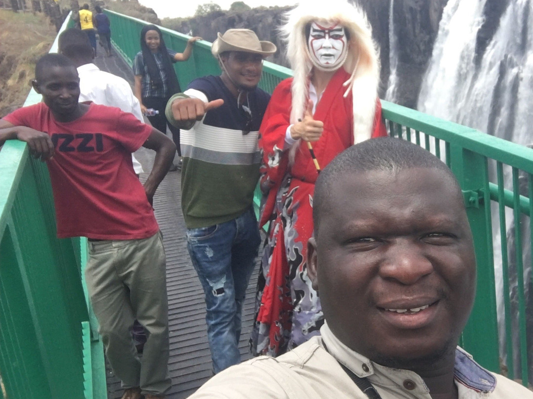 Victoria Falls Zambia- Day Tours-李文斯顿必去景点