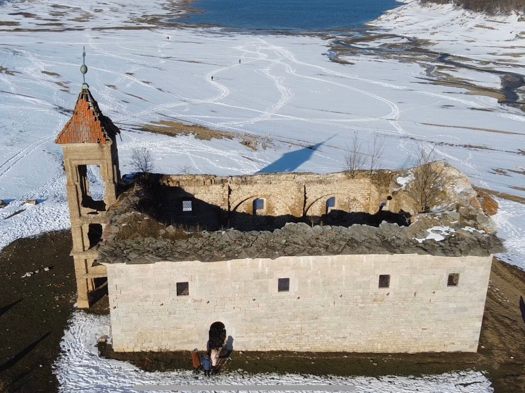 Old Mavrovo Church-Mavrovo必去景点