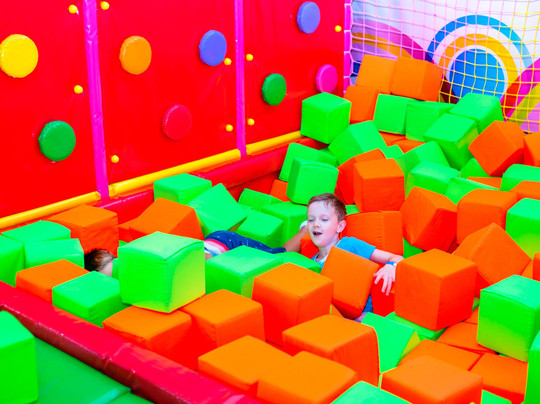 Fly Kids-利沃夫必去景点