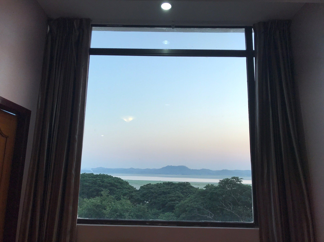 Nan Htike Thu Hotel主图