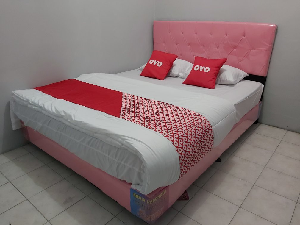 OYO 1756 Amira Guest House