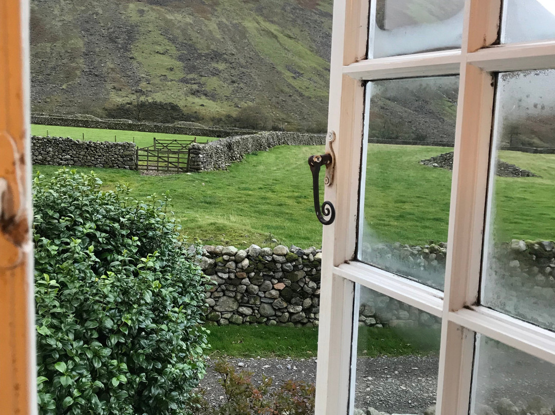 Burnthwaite Farm主图