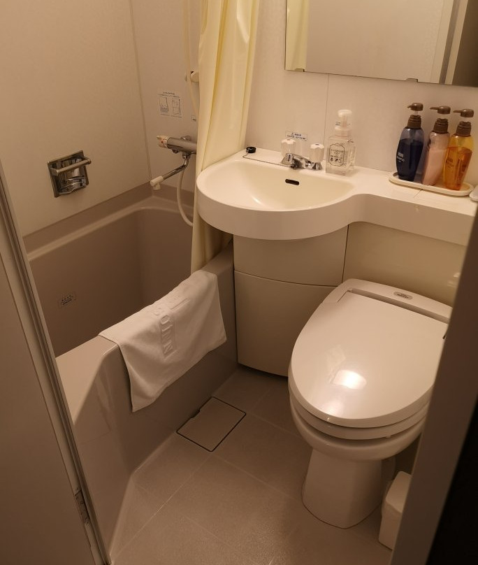 名铁赤塔半田市站前酒店主图