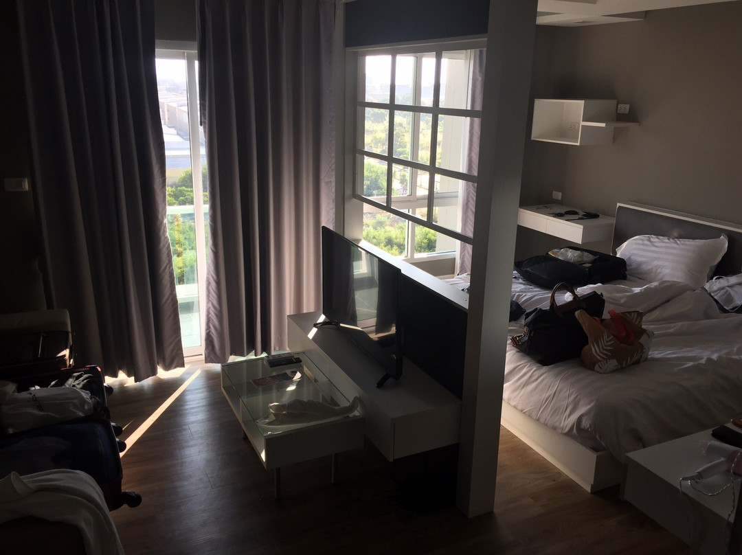 Wisdom Hotel & Residence主图