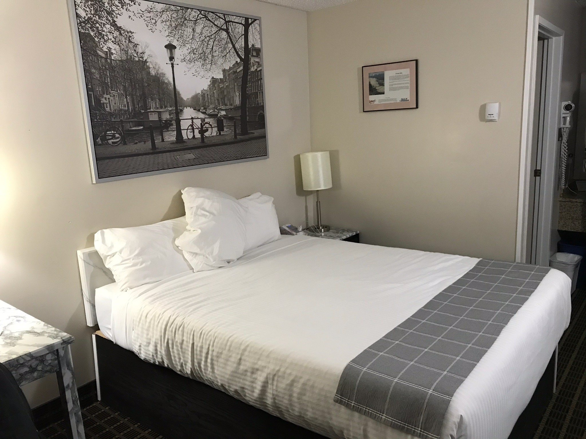 Canadian Motel North Battleford-官方
