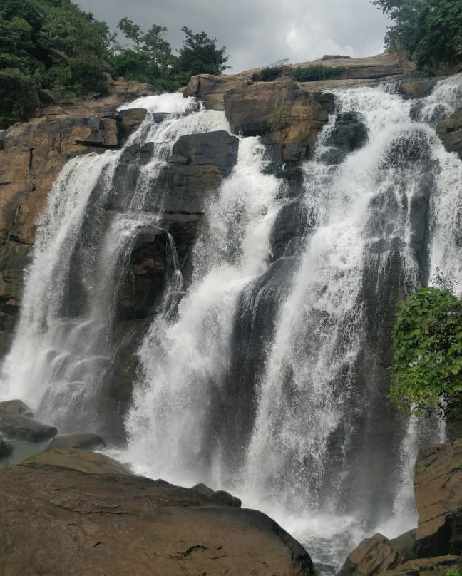 Jonha Falls景点图片