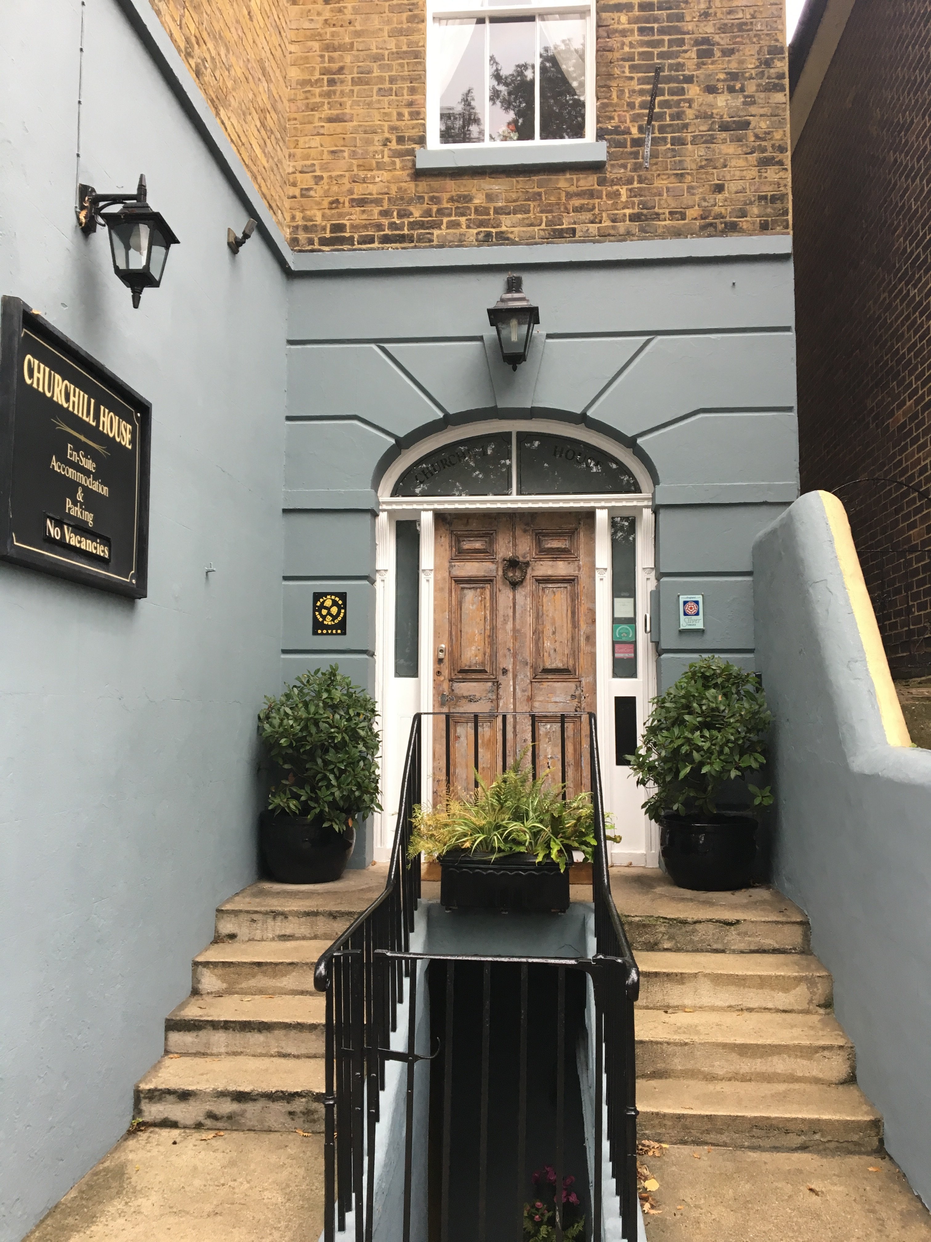 Churchill Guest House-浴室