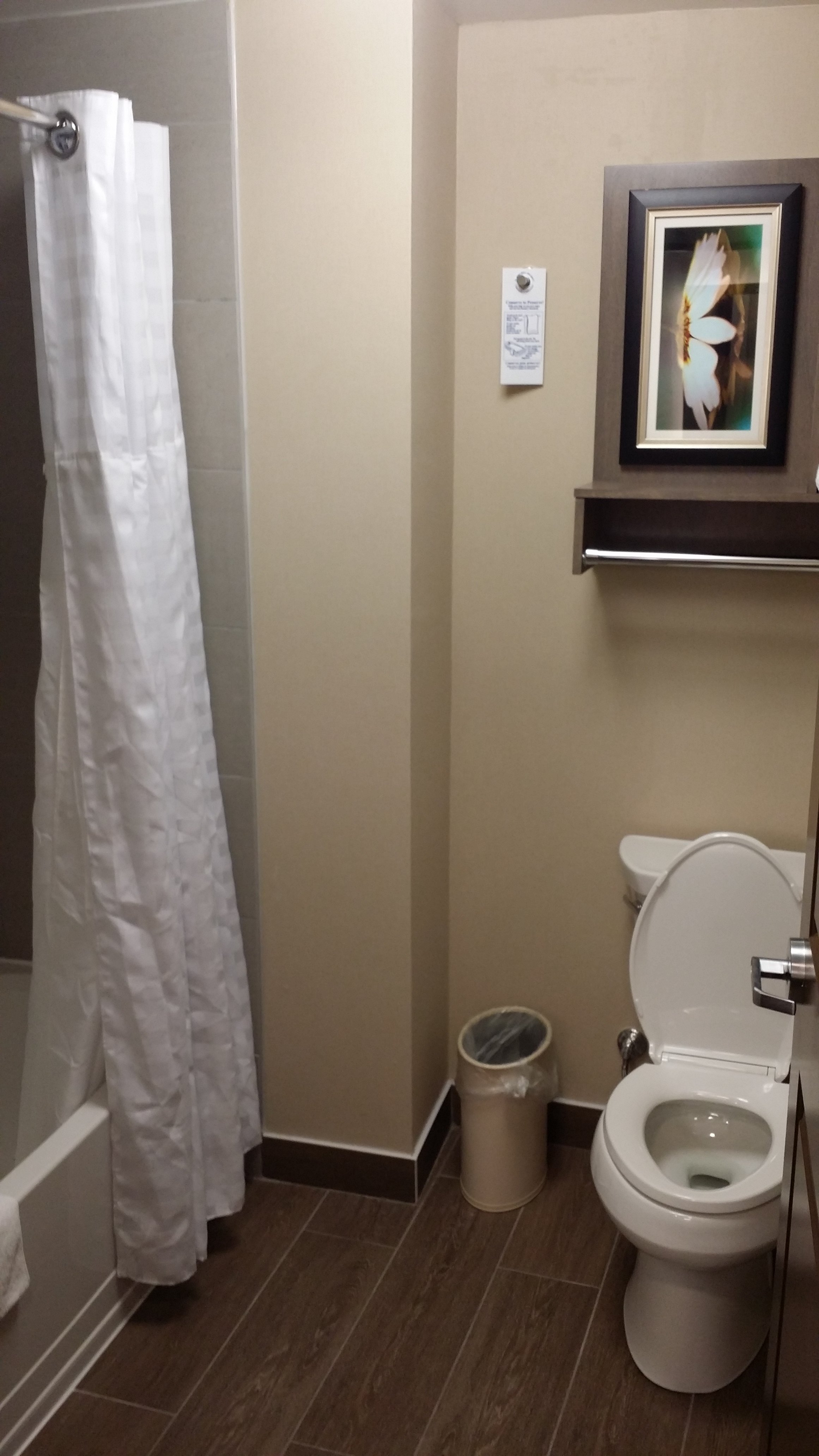 Homewood Suites by Hilton Ottawa Airport-浴室