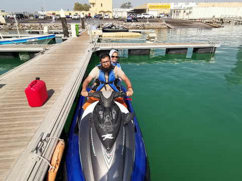 Blue Whale Jet Ski Rental-阿布扎比必去景点