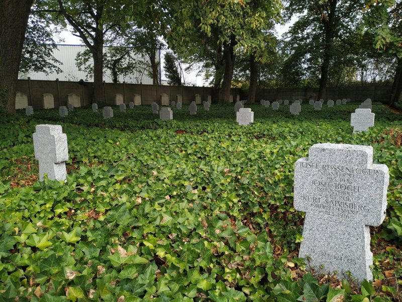Deutscher Soldatenfriedhof Haubourdin-Haubourdin必去景点