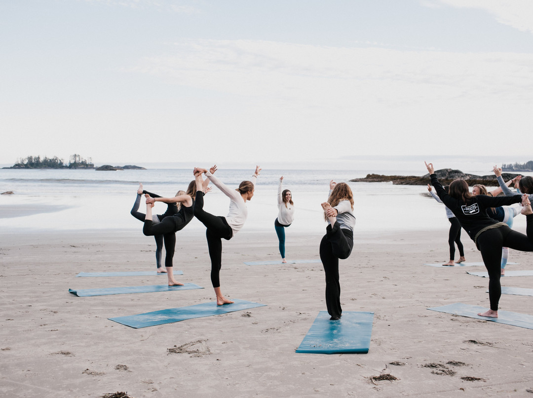 Coastal Bliss Yoga - Tofino's Yoga Studio景点图片