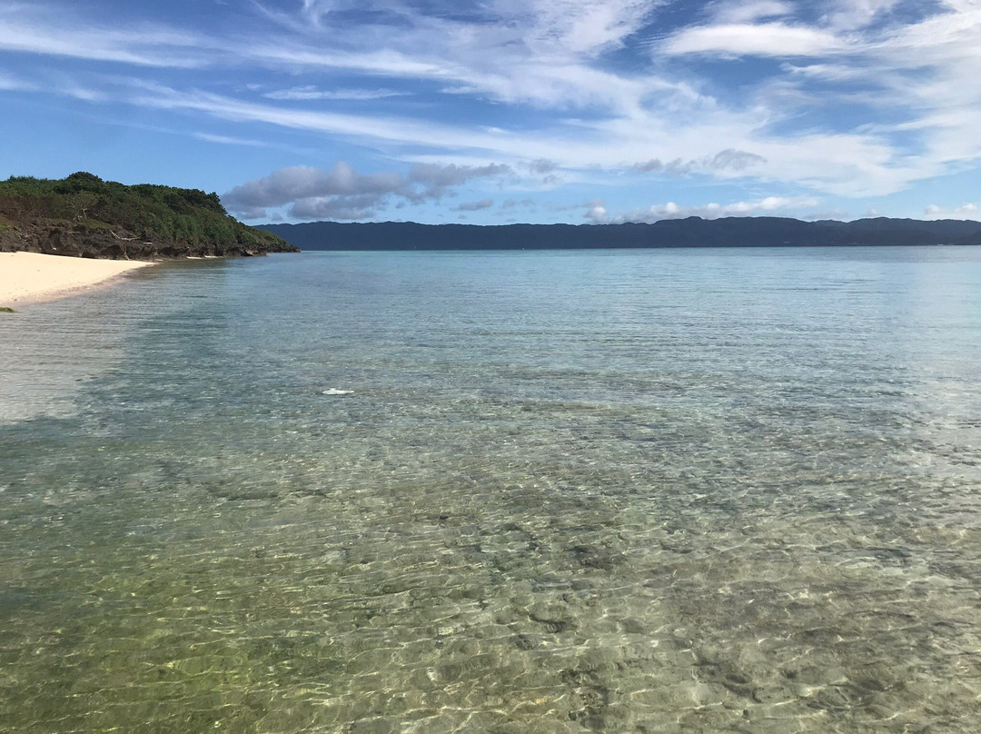 Yara Beach景点图片