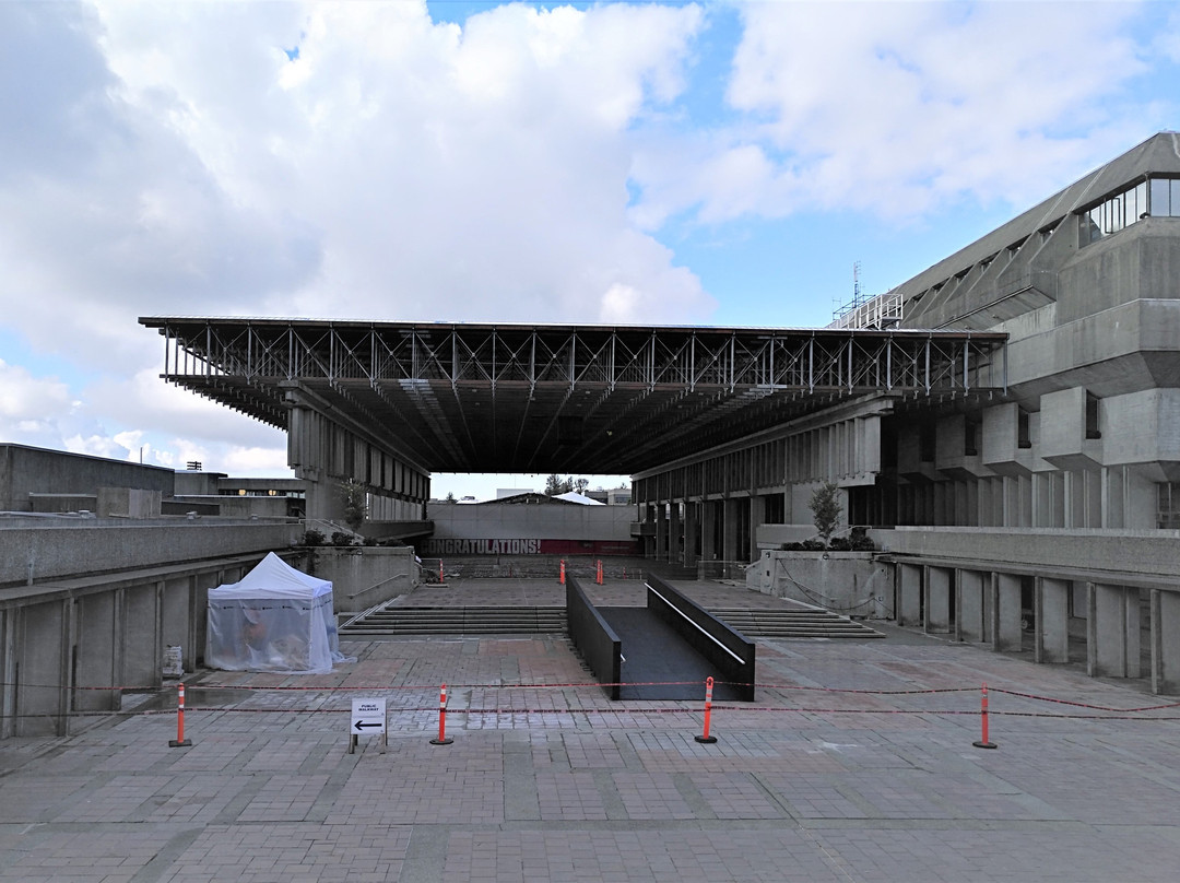 Simon Fraser University-本那比必去景点