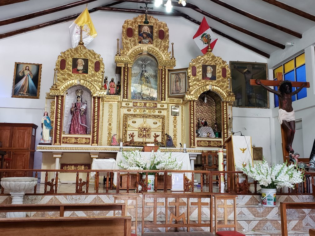 Iglesia Virgen Del Carmen景点图片