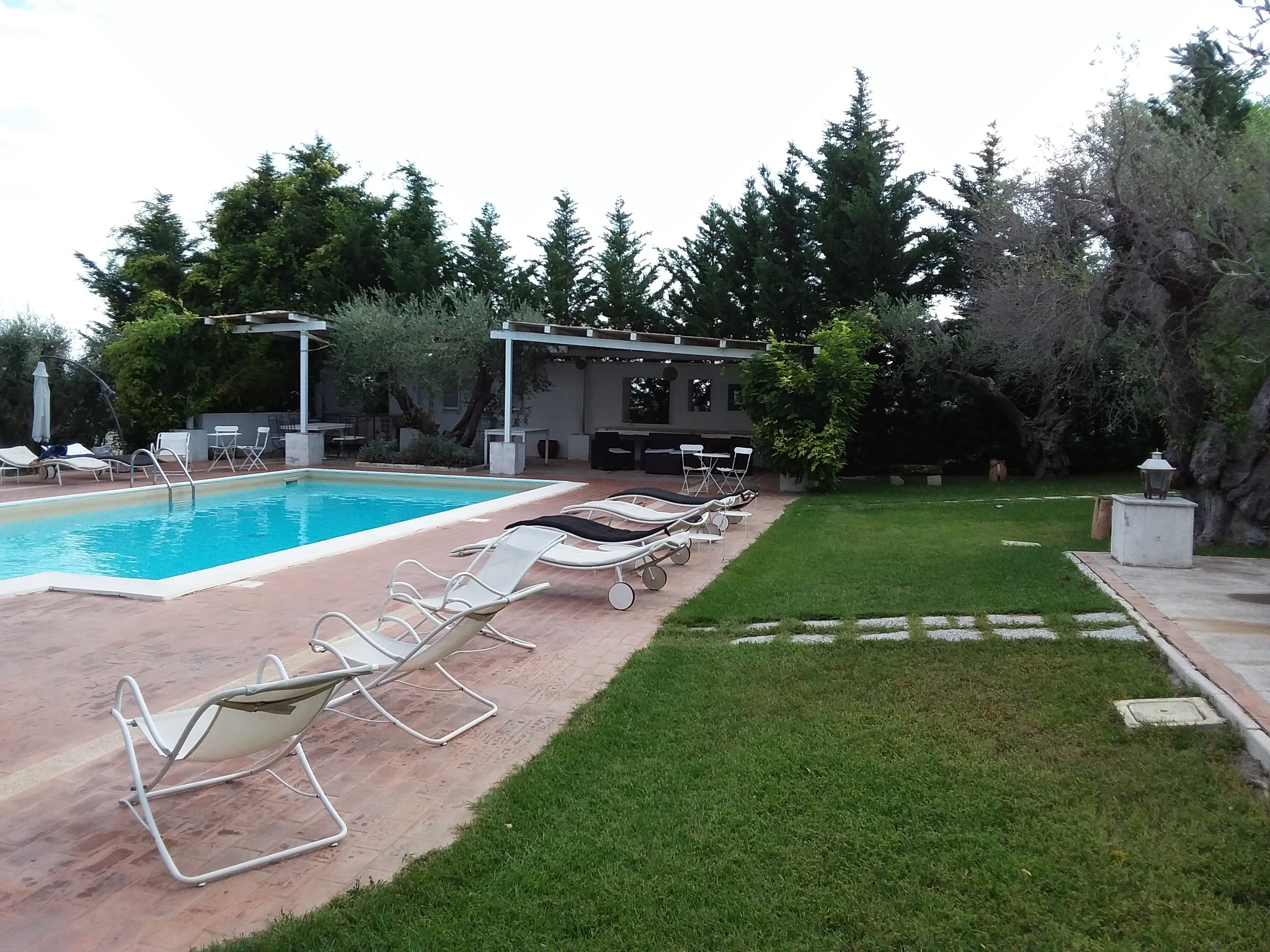 Hotel Giardino Giamperduto-泳池