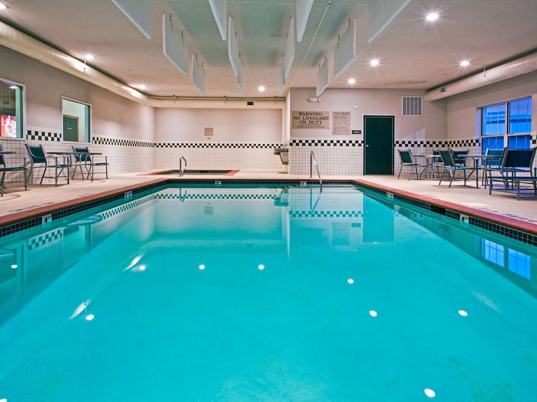 Country Inn & Suites by Radisson, Effingham, IL主图