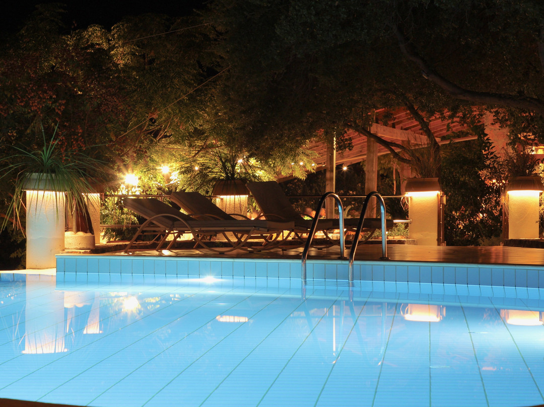 Country Hotel Velani主图