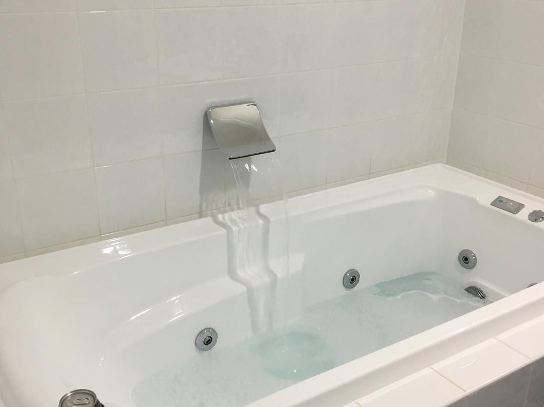 厄齐沃特酒店主图