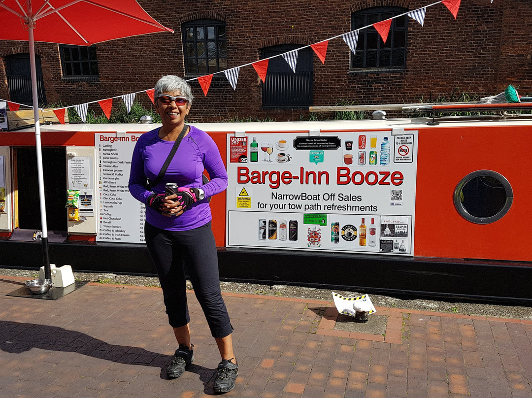 Barge-Inn Booze景点图片