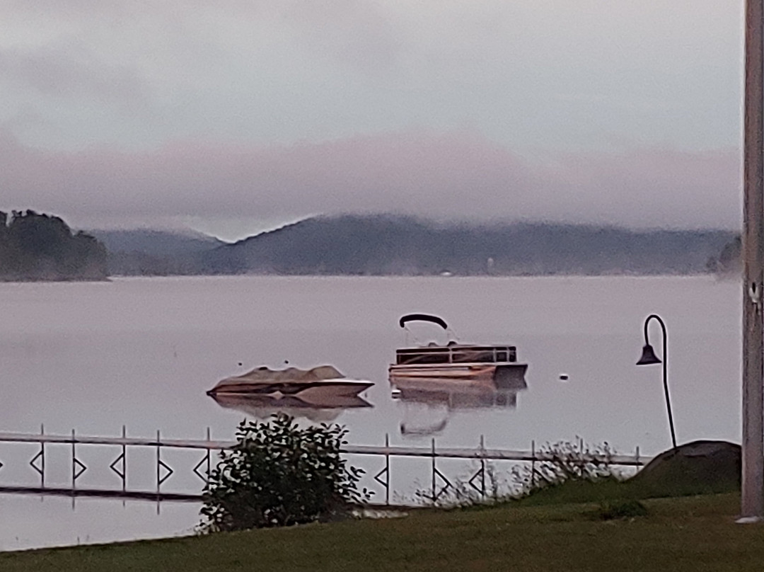 Lake Pleasant Lodge主图