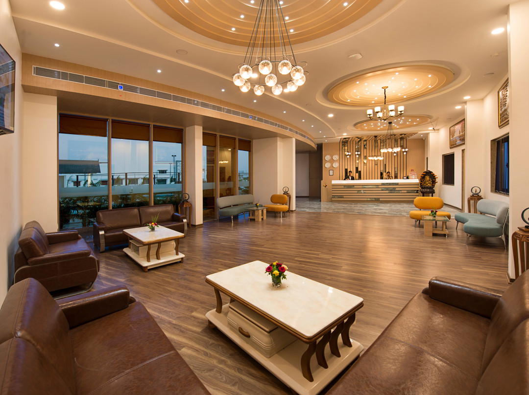 Lords Resort Chotila主图