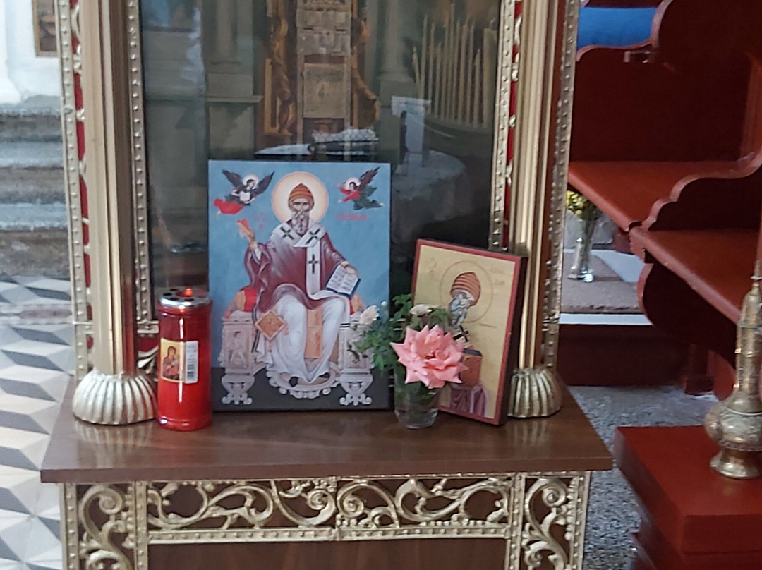 Manastirea Sfanta Paraskevi Makrades