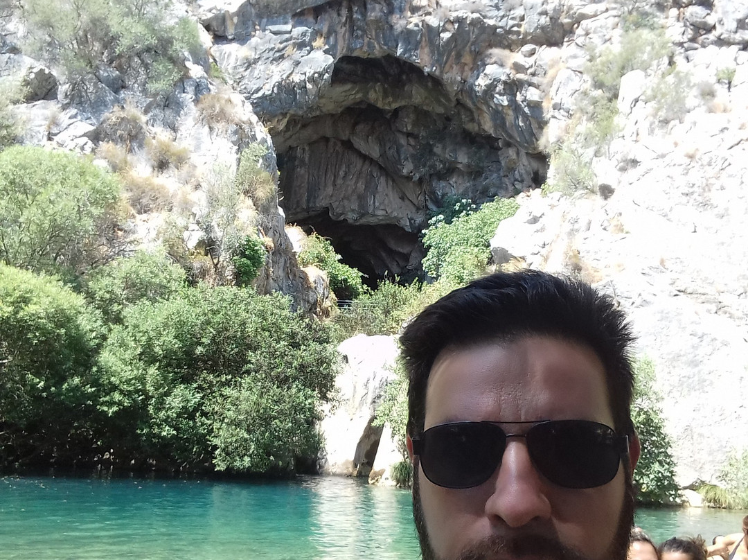 Cueva del Gato景点图片