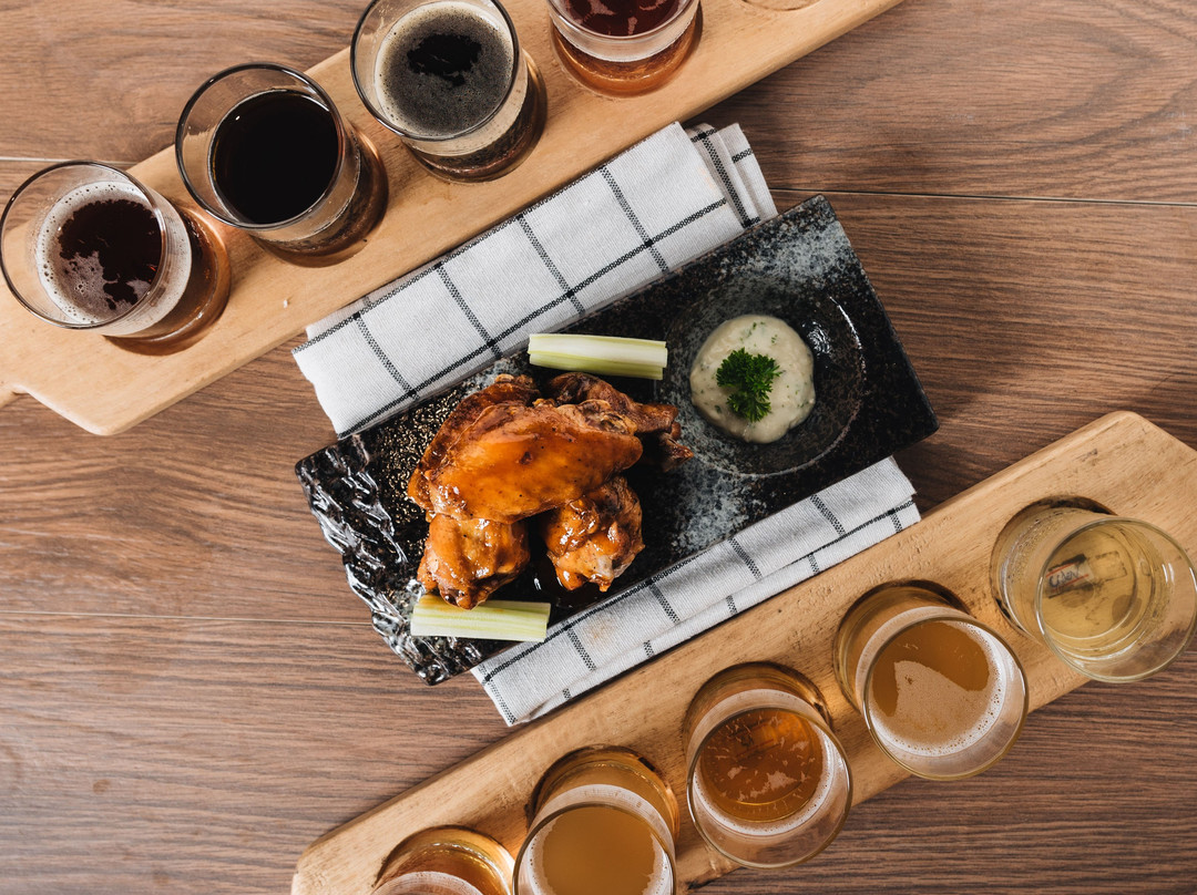 Twantay餐馆和美食-Burbrit Taproom @ Manaw Hari Road