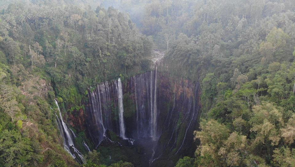 Tumpak Sewu Waterfall景点图片