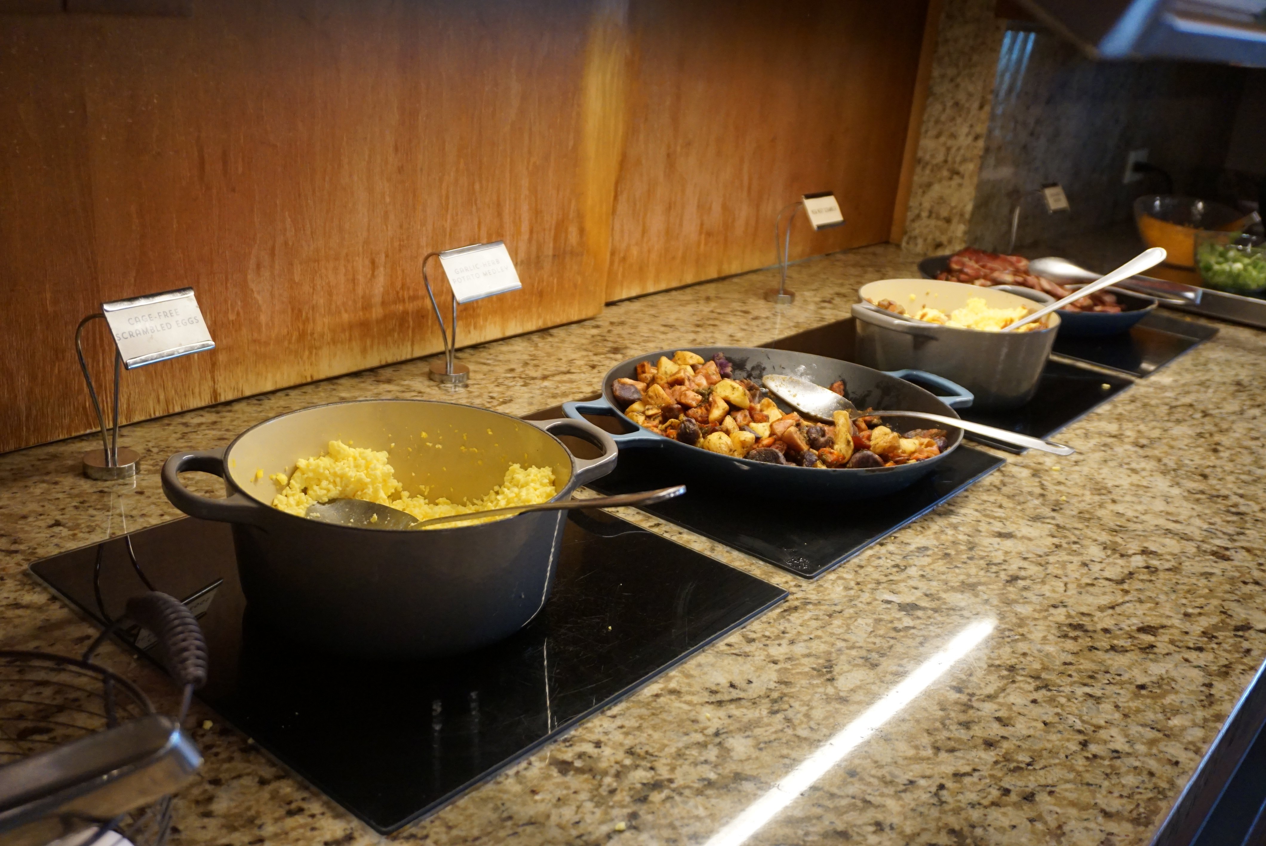 Hyatt Place Bayamón-餐饮