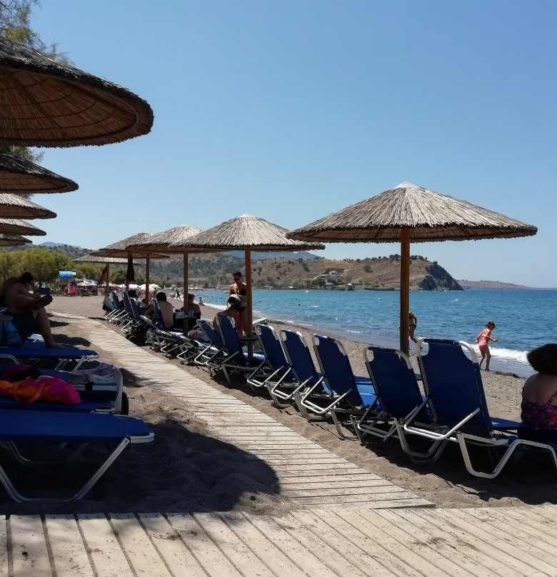 Jalouse Beach Bar景点图片