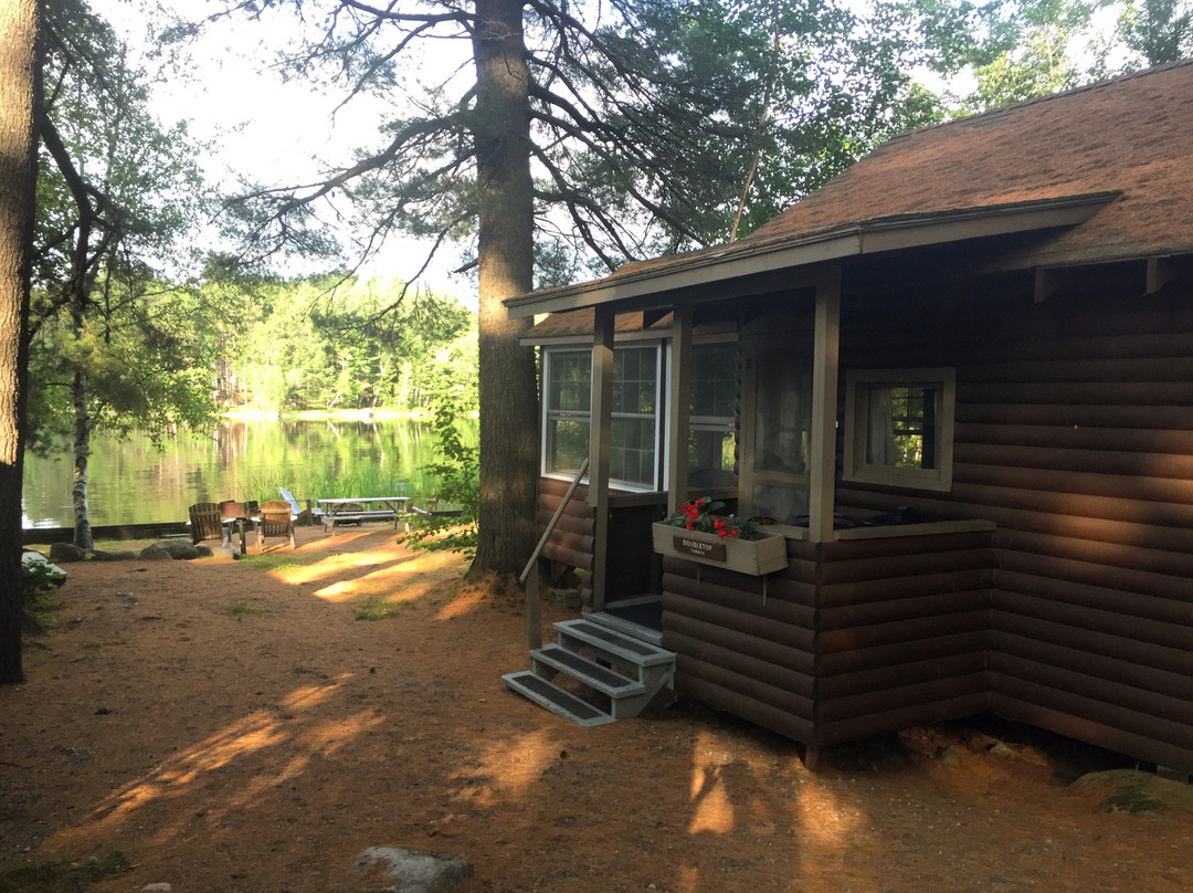 Big Moose Inn, Cabins & Campground主图
