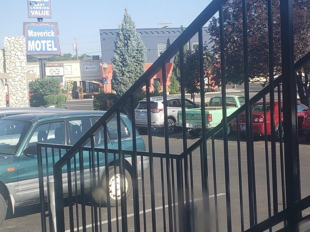 Maverick Motel主图