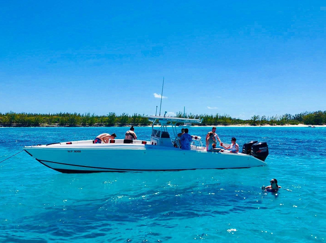 Charter Me Bahamas-拿骚必去景点